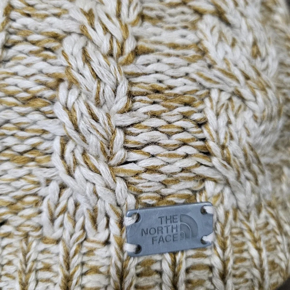 The North Face Minna Cable Knit Beanie Hat Fleece‎ Lined Brown Beige One Size